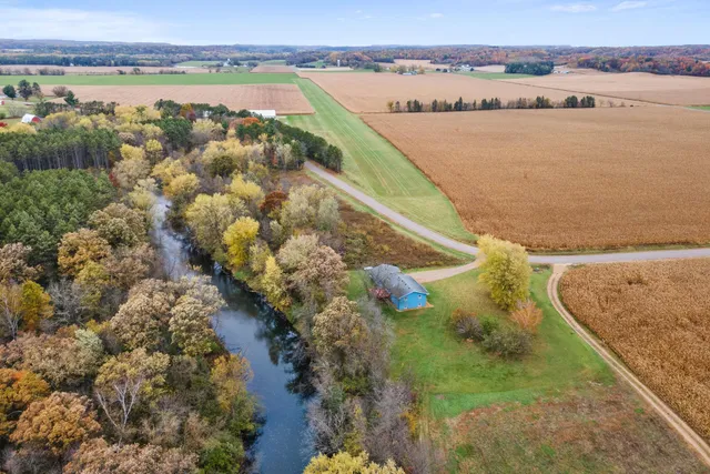 $329,900 | N13651 320th Street, Ridgeland, WI 54763