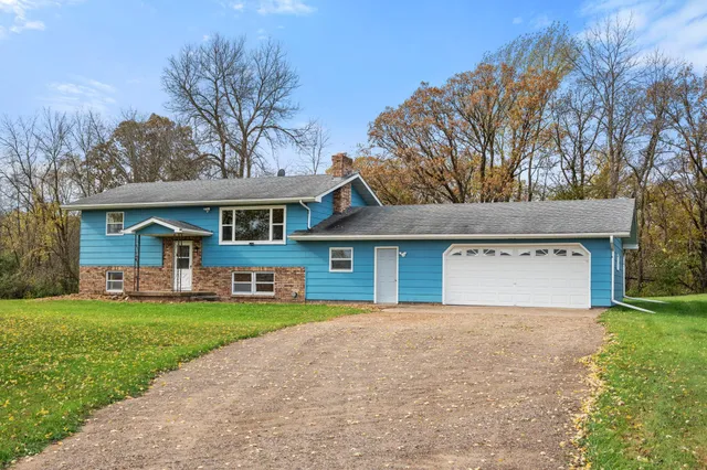 $329,900 | N13651 320th Street, Ridgeland, WI 54763