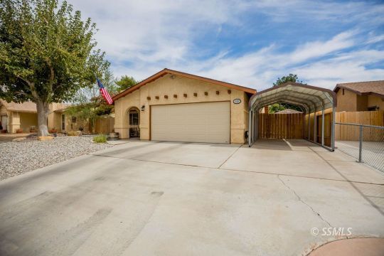 120 Jacquelyn Court Ridgecrest, CA 93555 - Photo 3 of 31