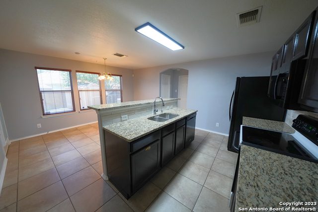 3907 Whisper View Schertz, TX 78108 - Photo 13 of 50