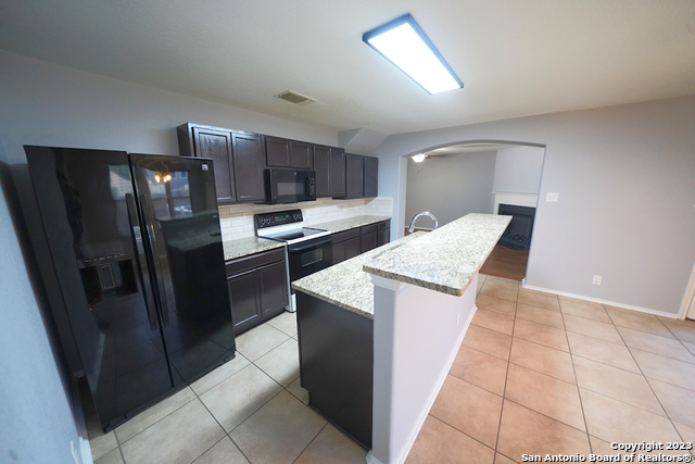 3907 Whisper View Schertz, TX 78108 - Photo 15 of 50