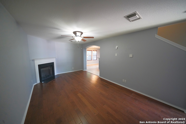 3907 Whisper View Schertz, TX 78108 - Photo 8 of 50