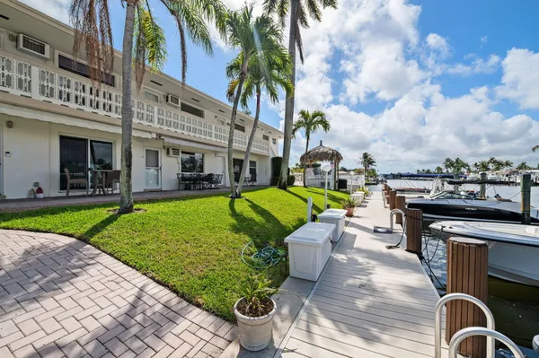 $295,000 | 1780 Southeast 4th Street, Pompano Beach, FL 33060