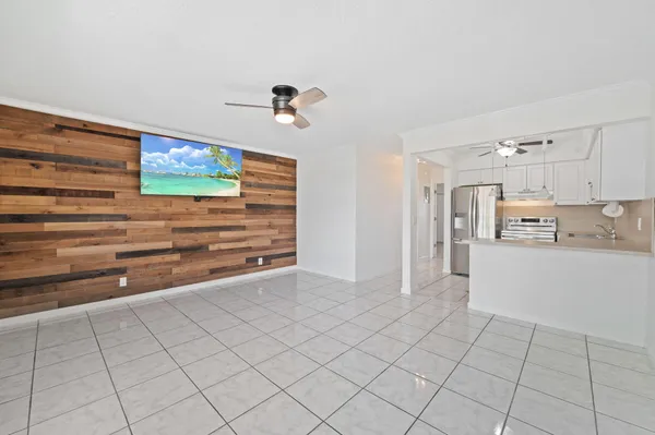 $295,000 | 1780 Southeast 4th Street, Pompano Beach, FL 33060