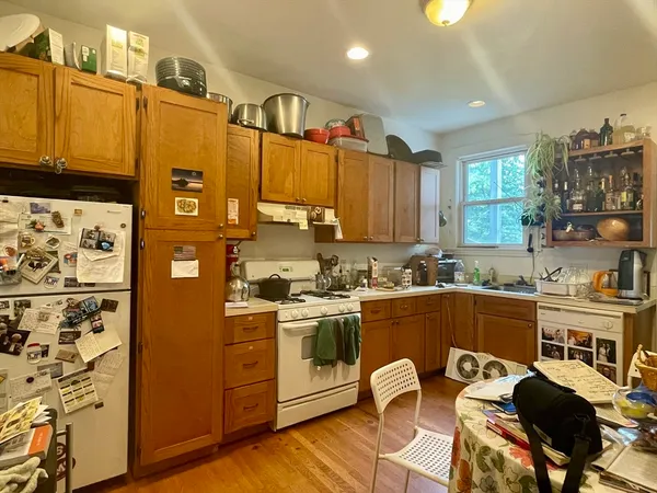 $2,875 | 415 Somerville Avenue, Unit 1, Somerville, MA 02143
