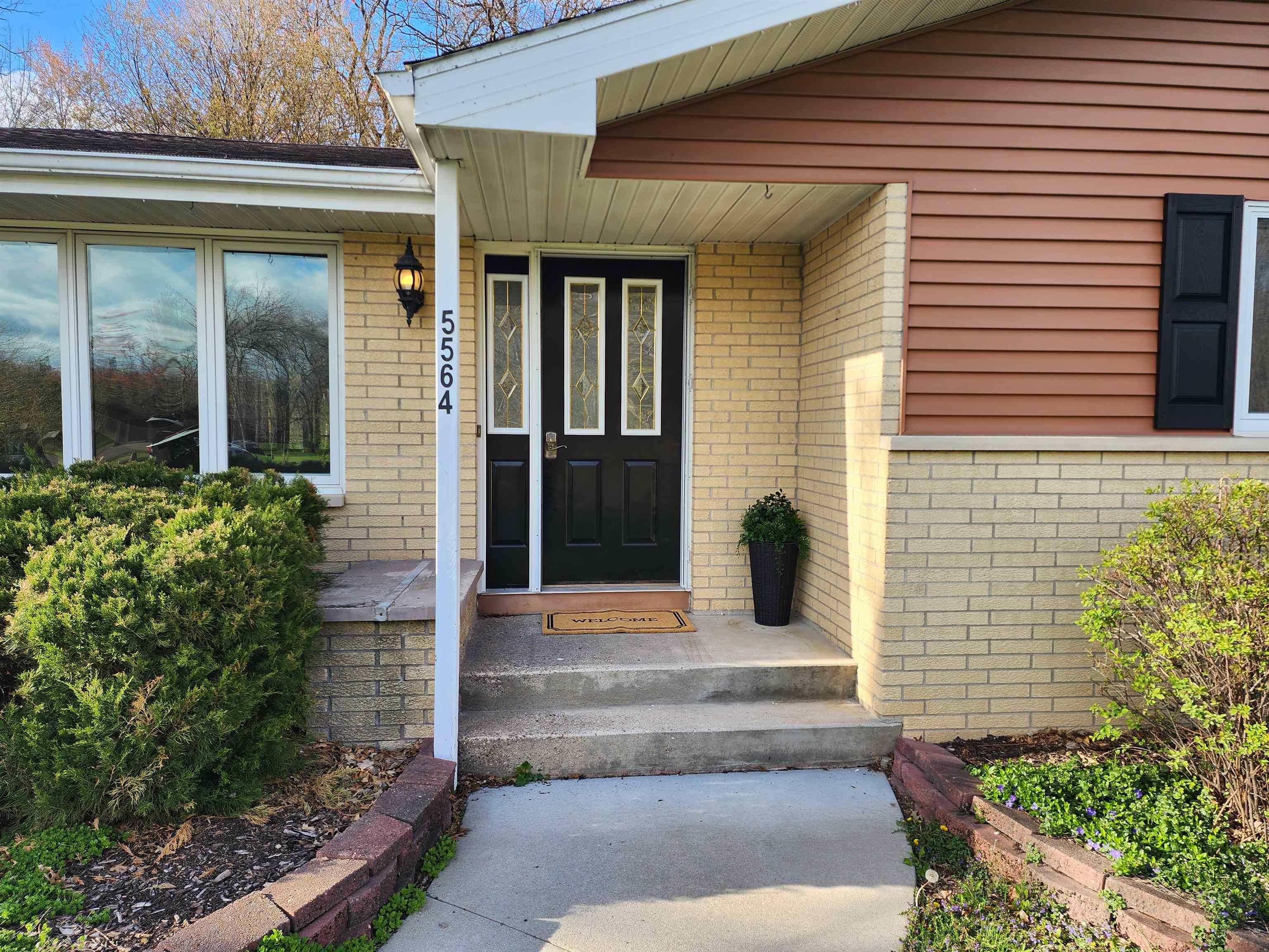 5564 Jefferson Street Stevens Point, WI 54482 - Photo 2 of 50