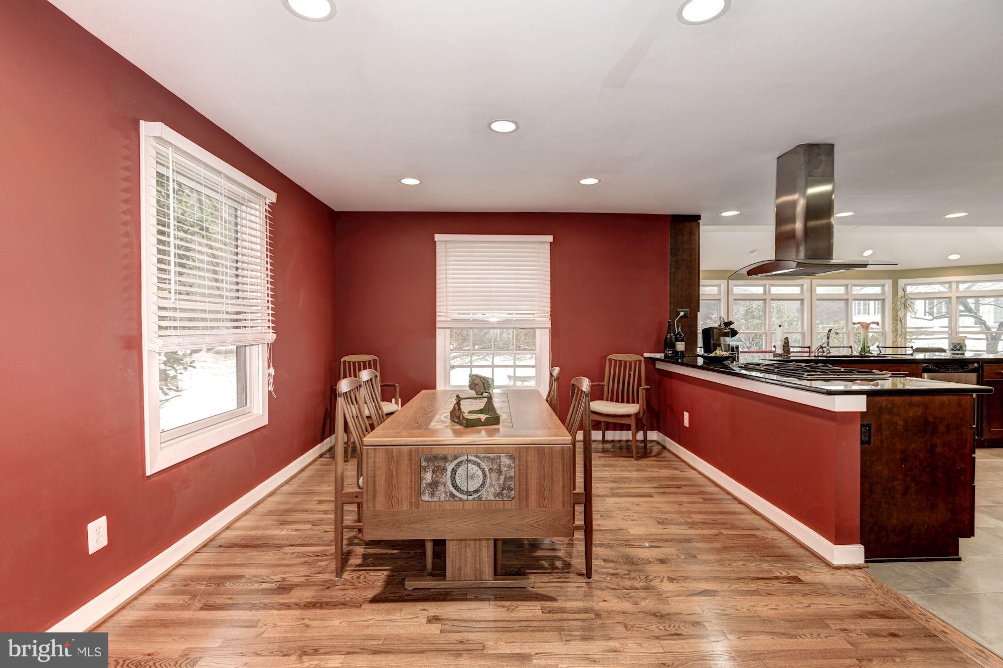 1028 Riva Ridge Drive Great Falls, VA 22066 - Photo 8 of 30 Dining Room