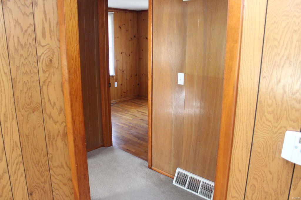 9933 Shipman Road Shipman, IL 62685 - Photo 13 of 39