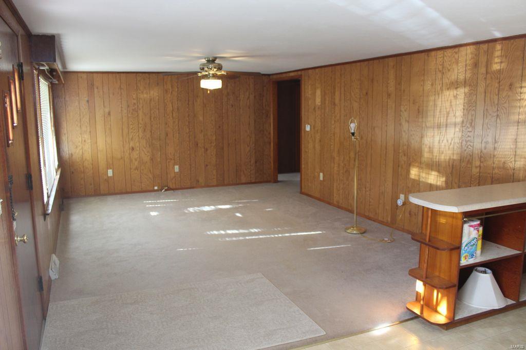9933 Shipman Road Shipman, IL 62685 - Photo 3 of 39