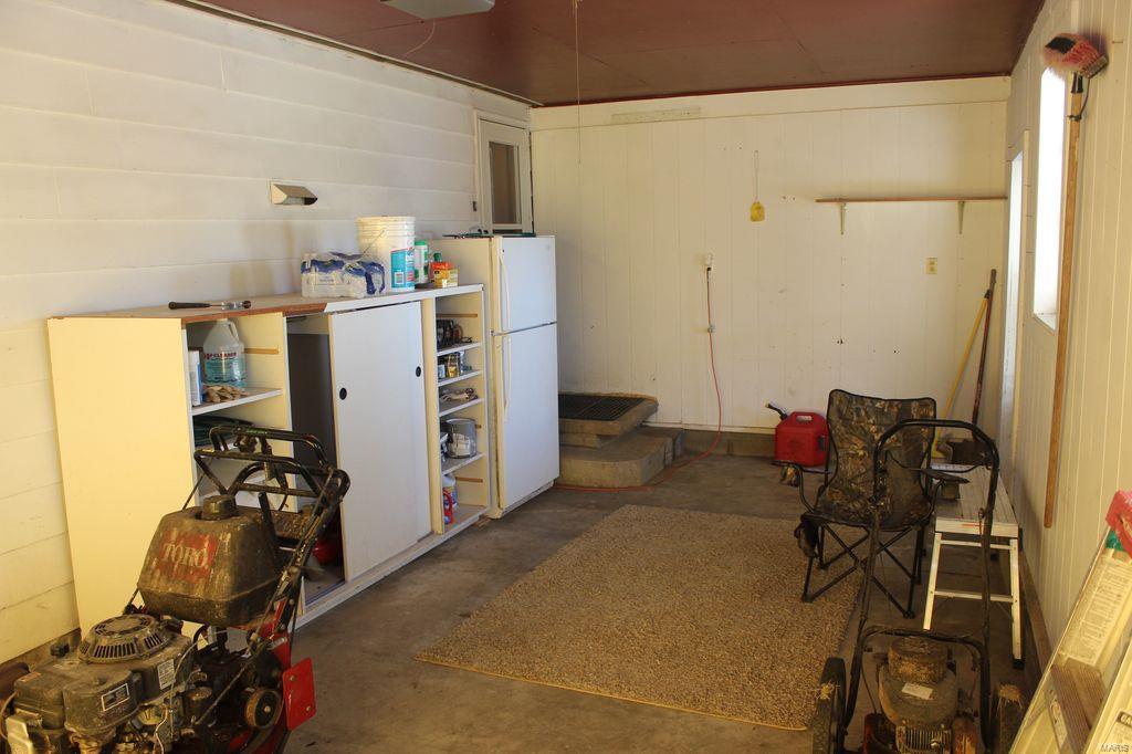 9933 Shipman Road Shipman, IL 62685 - Photo 24 of 39