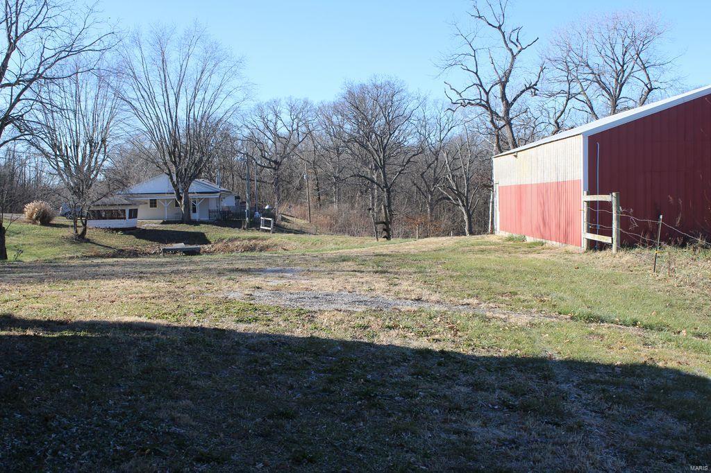 9933 Shipman Road Shipman, IL 62685 - Photo 31 of 39