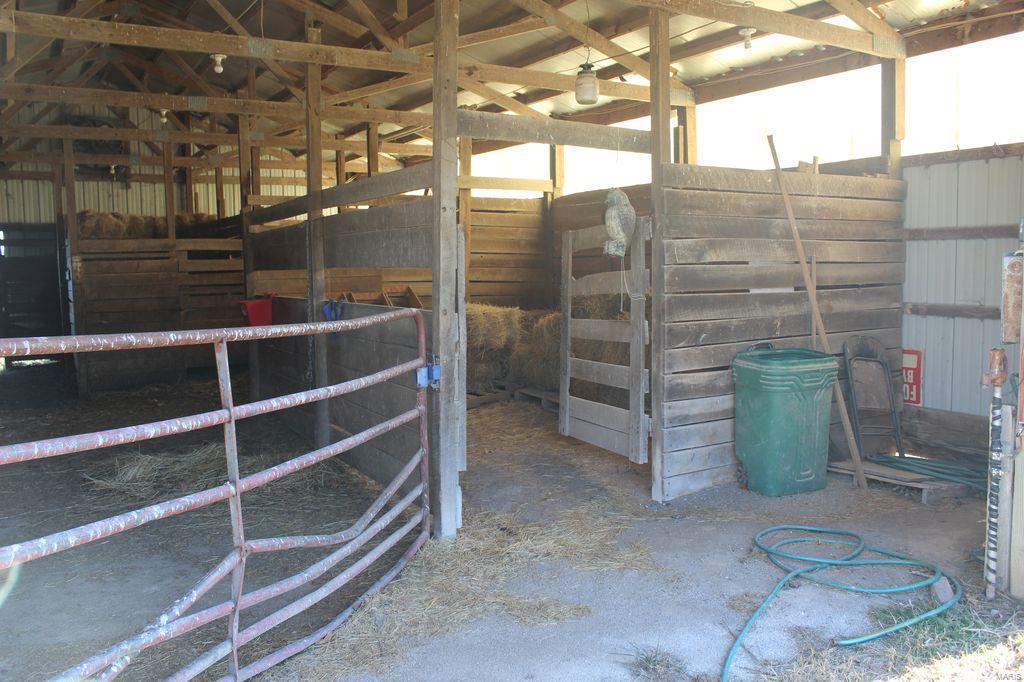 9933 Shipman Road Shipman, IL 62685 - Photo 34 of 39
