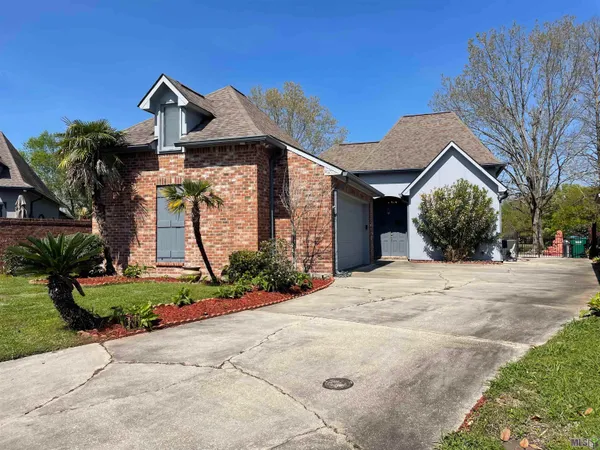 $390,000 | 6460 Patio Court, Gonzales, LA 70737