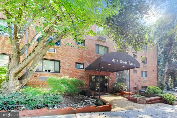 $500,000 | 4114 Davis Place Northwest, Unit 315, Washington, DC 20007