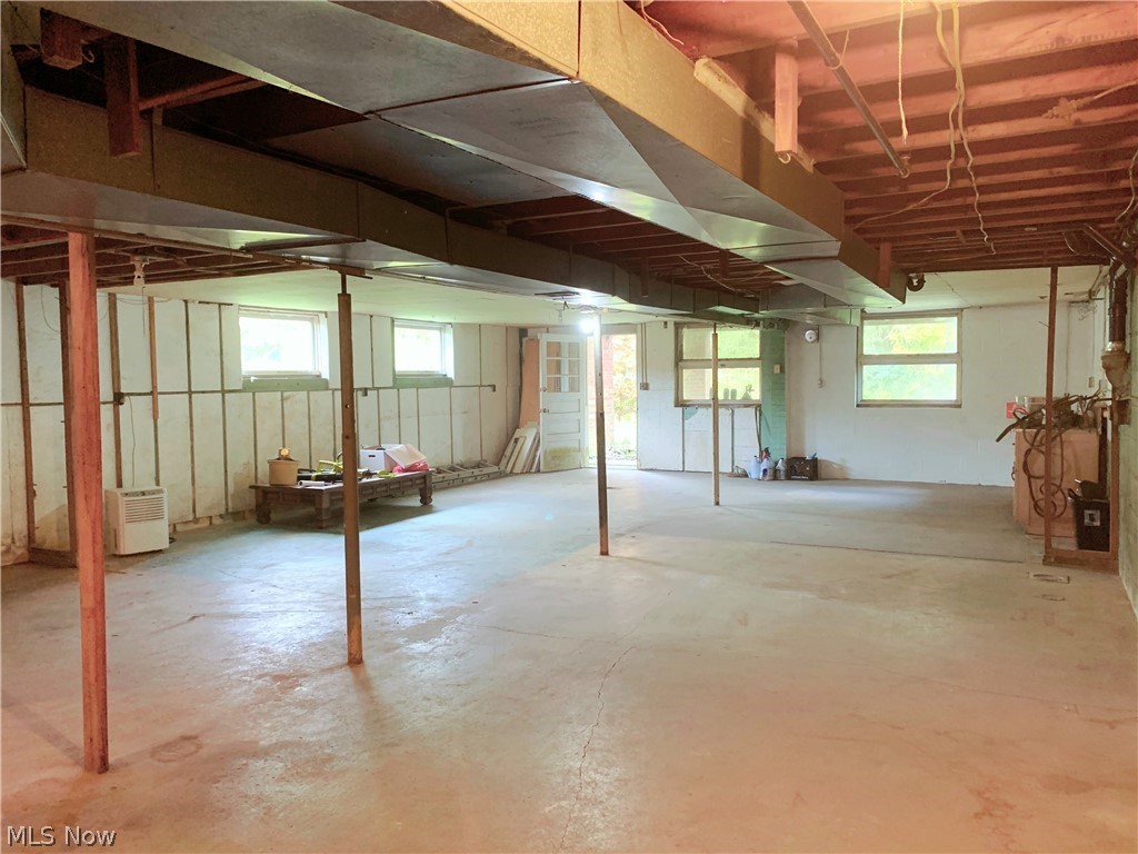 5268 Ford Road Madison, OH 44057 - Photo 13 of 35 Gallery Image 13