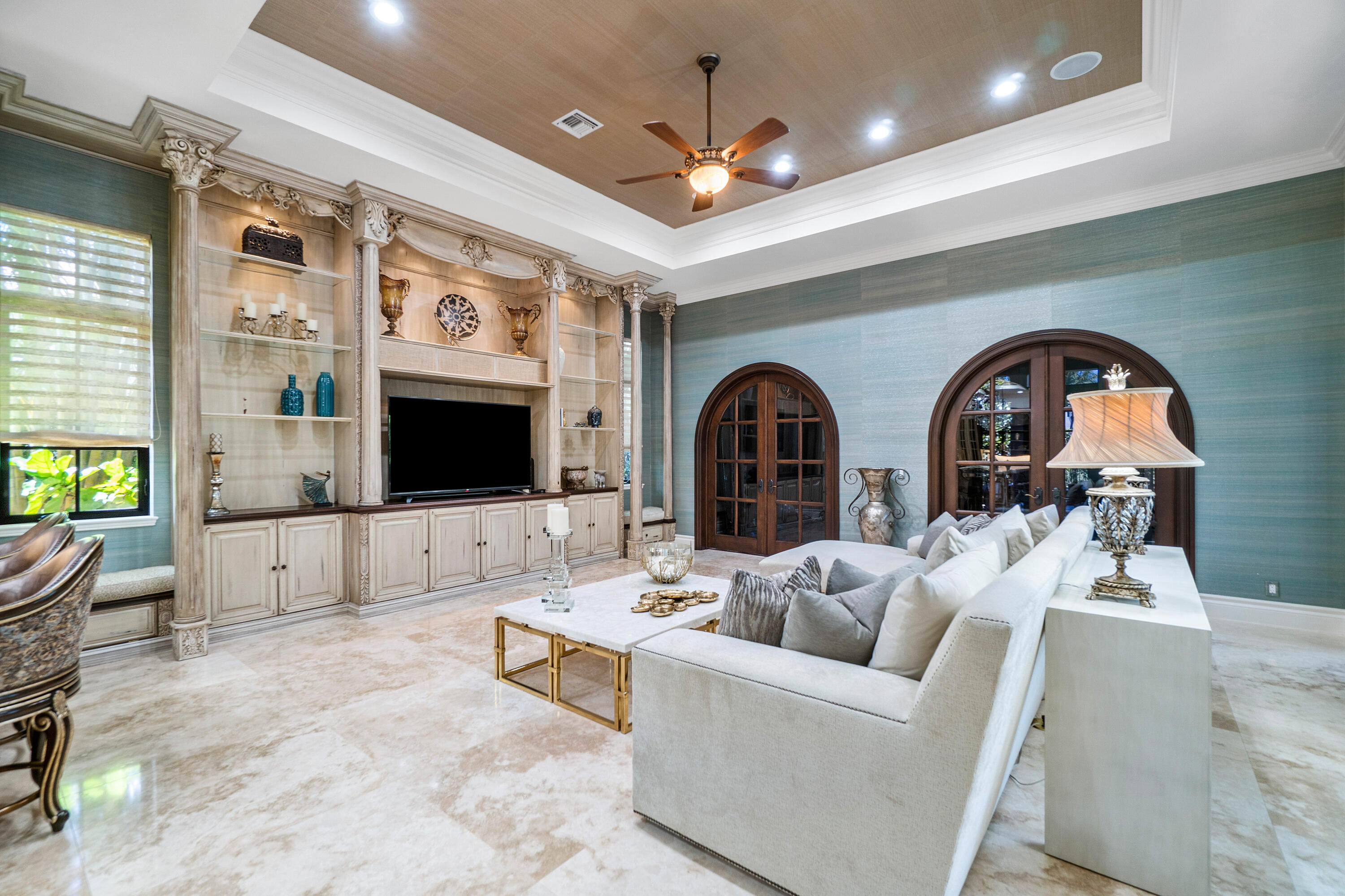 9253 Este Lago Way Boca Raton, FL 33496 - Photo 21 of 75 Family Room