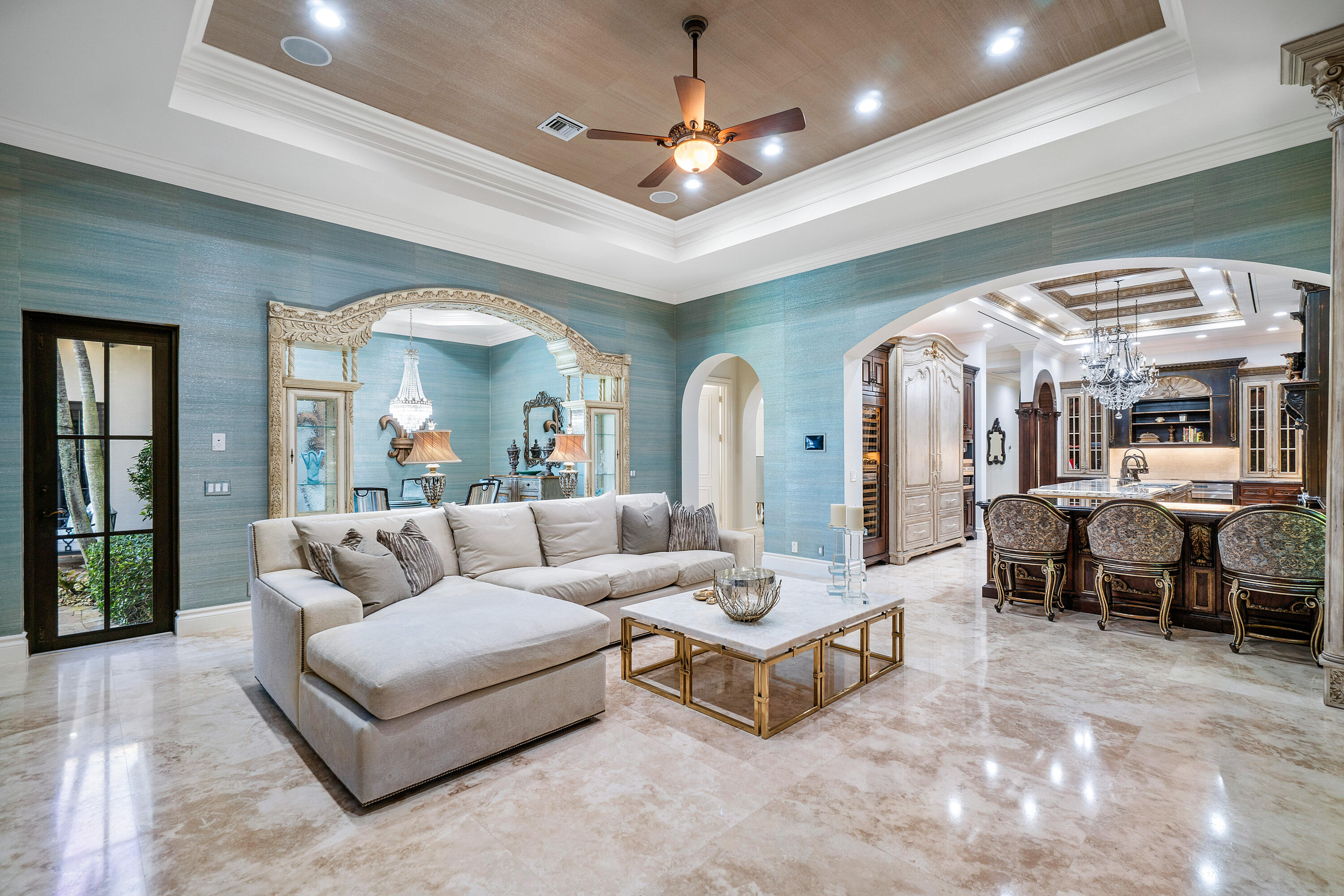 9253 Este Lago Way Boca Raton, FL 33496 - Photo 22 of 75 Family Room