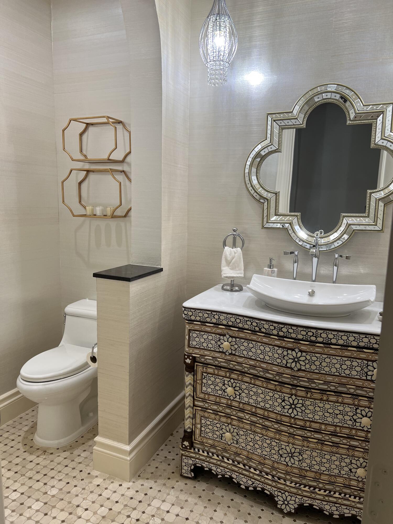 9253 Este Lago Way Boca Raton, FL 33496 - Photo 25 of 75 Half Bathroom