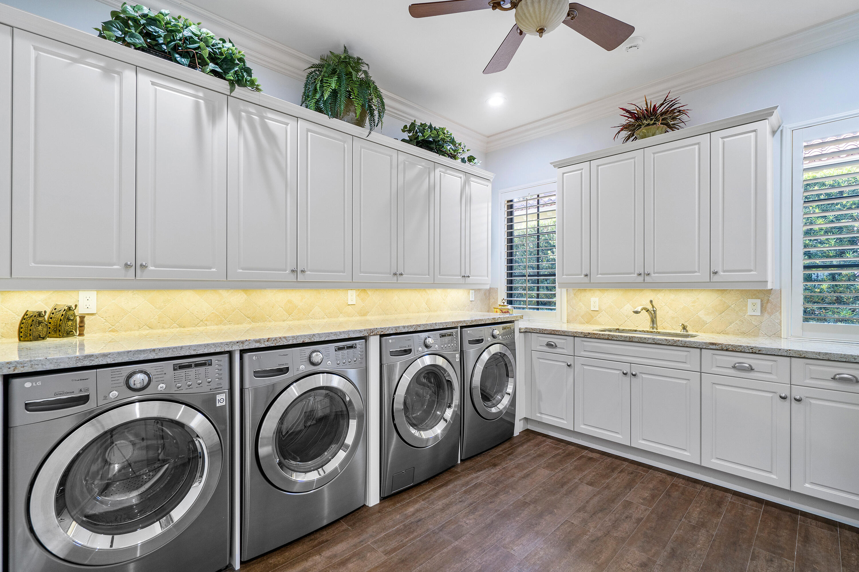 9253 Este Lago Way Boca Raton, FL 33496 - Photo 53 of 75 Laundry Room