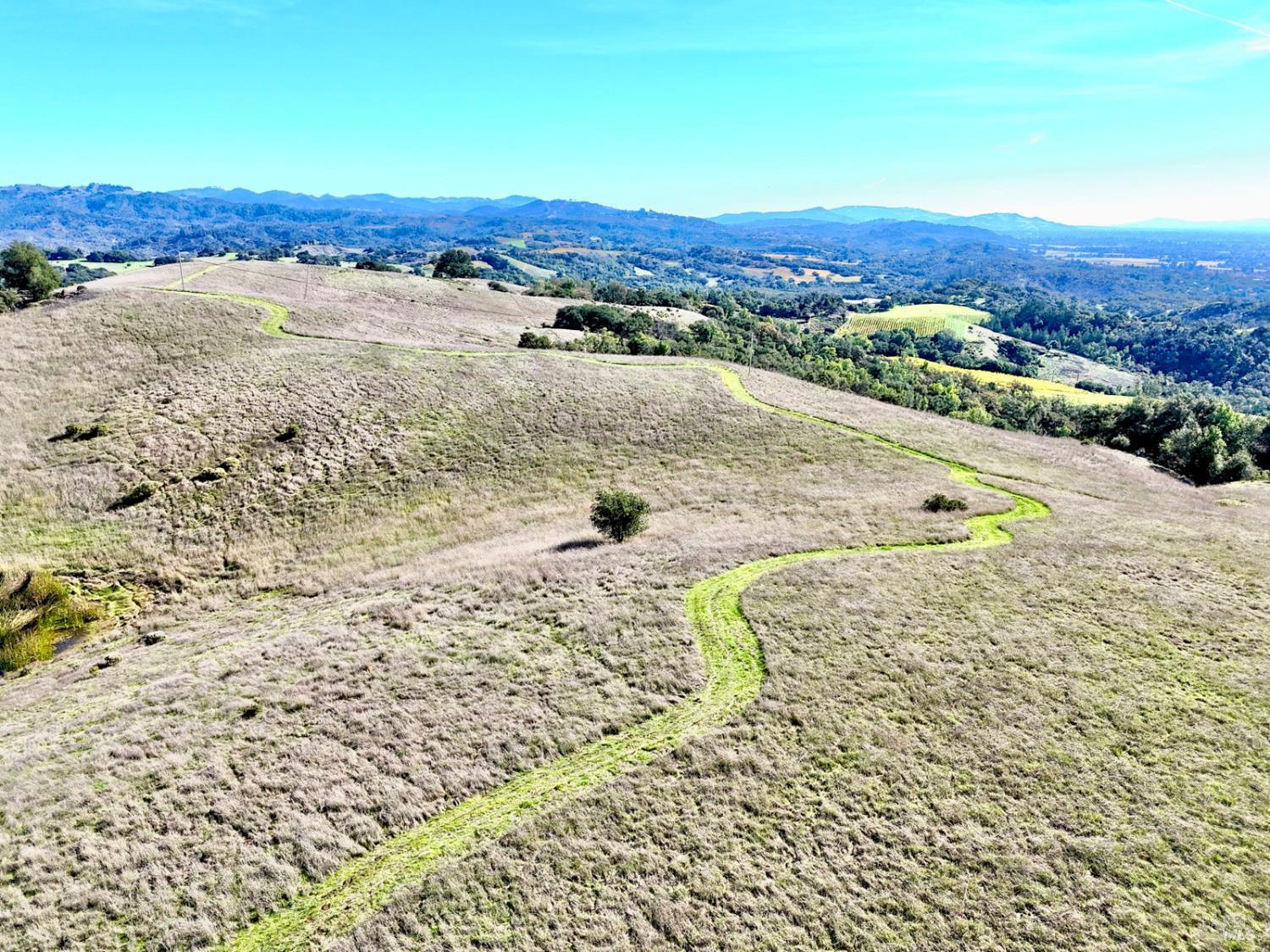 13000 Los Amigos Road Healdsburg, CA 95448 - Photo 23 of 35