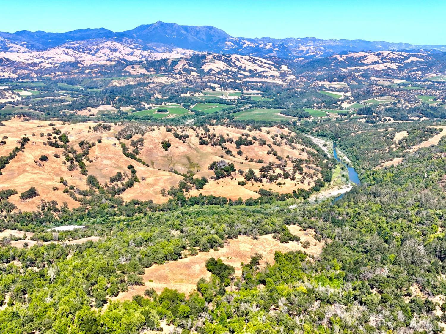 13000 Los Amigos Road Healdsburg, CA 95448 - Photo 9 of 35