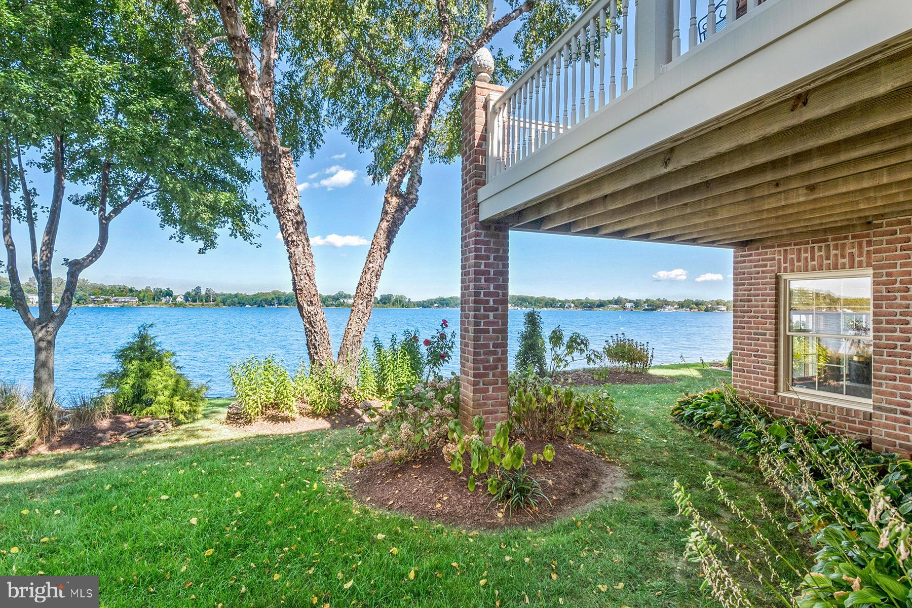 710 South River Landing Road Edgewater, MD 21037 - Photo 22 of 55 Meticulously maintained and landscaped yard