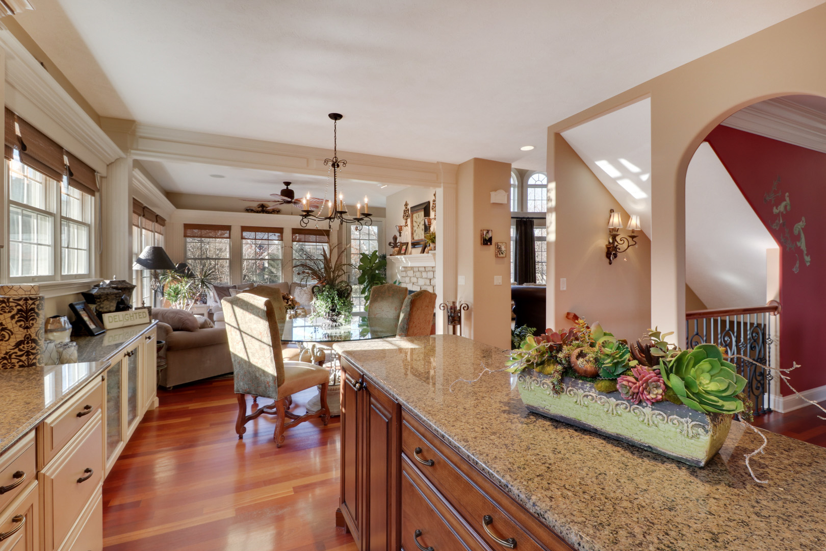 8 Derby Way Bloomington, IL 61704 - Photo 19 of 50