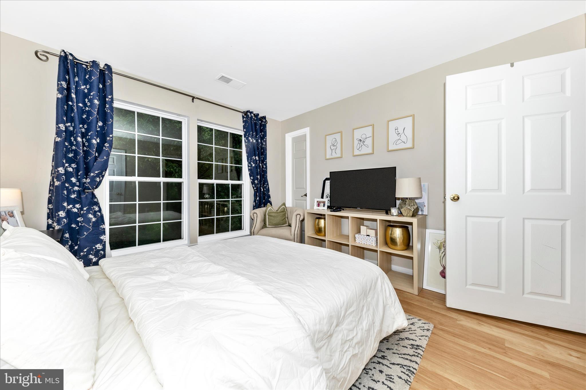 12012 Amber Ridge Circle, Unit B103 Germantown, MD 20876 - Photo 25 of 39 Bedroom 3