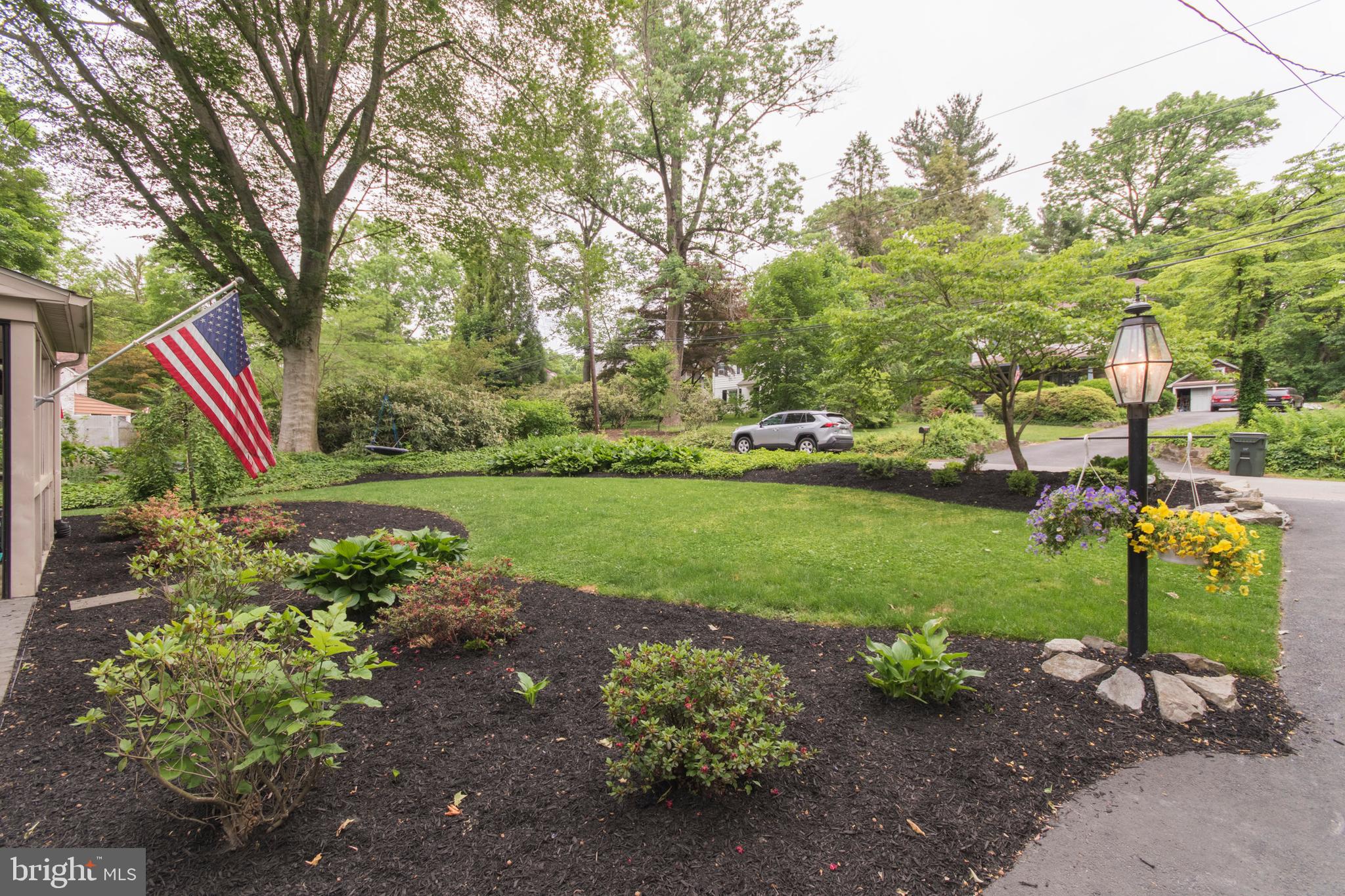 224 Woodward Road Media, PA 19063 - Photo 5 of 28 Beautiful landscaping