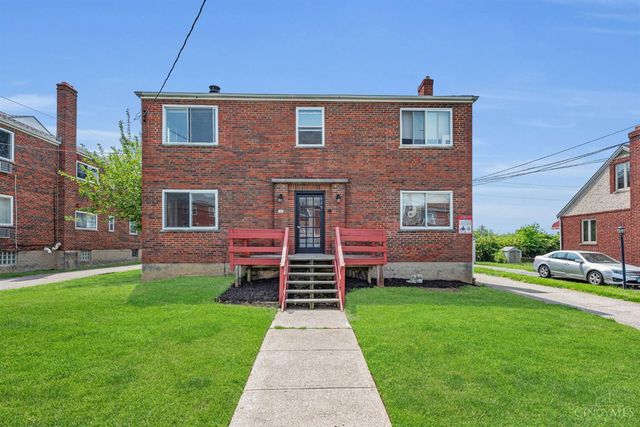 $370,000 | 629 Maple Drive, Reading, OH 45215