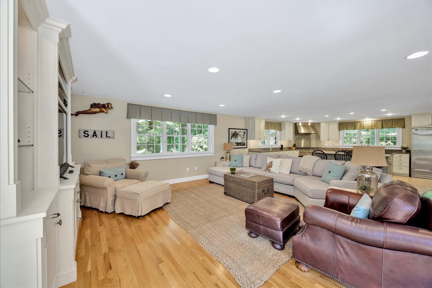 72 Highwood Way Mashpee, MA 02649 - Photo 15 of 39 mls15