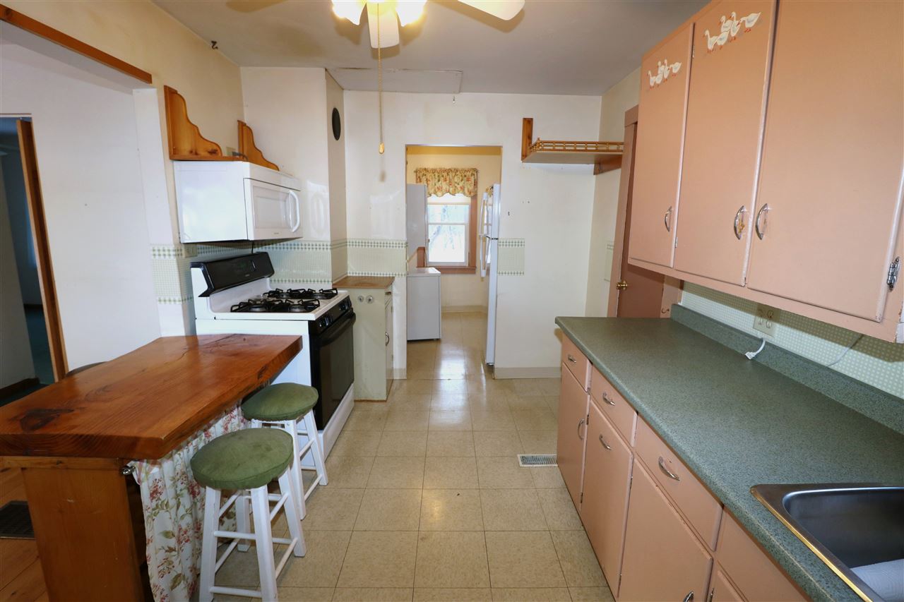 15 Chickwolnepy Road Milan, NH 03588 - Photo 2 of 19 Gallery Image 2