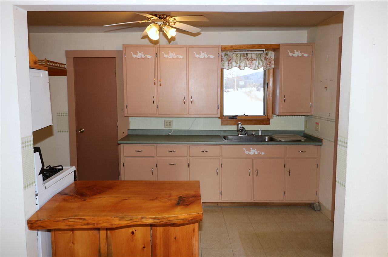 15 Chickwolnepy Road Milan, NH 03588 - Photo 4 of 19 Gallery Image 4