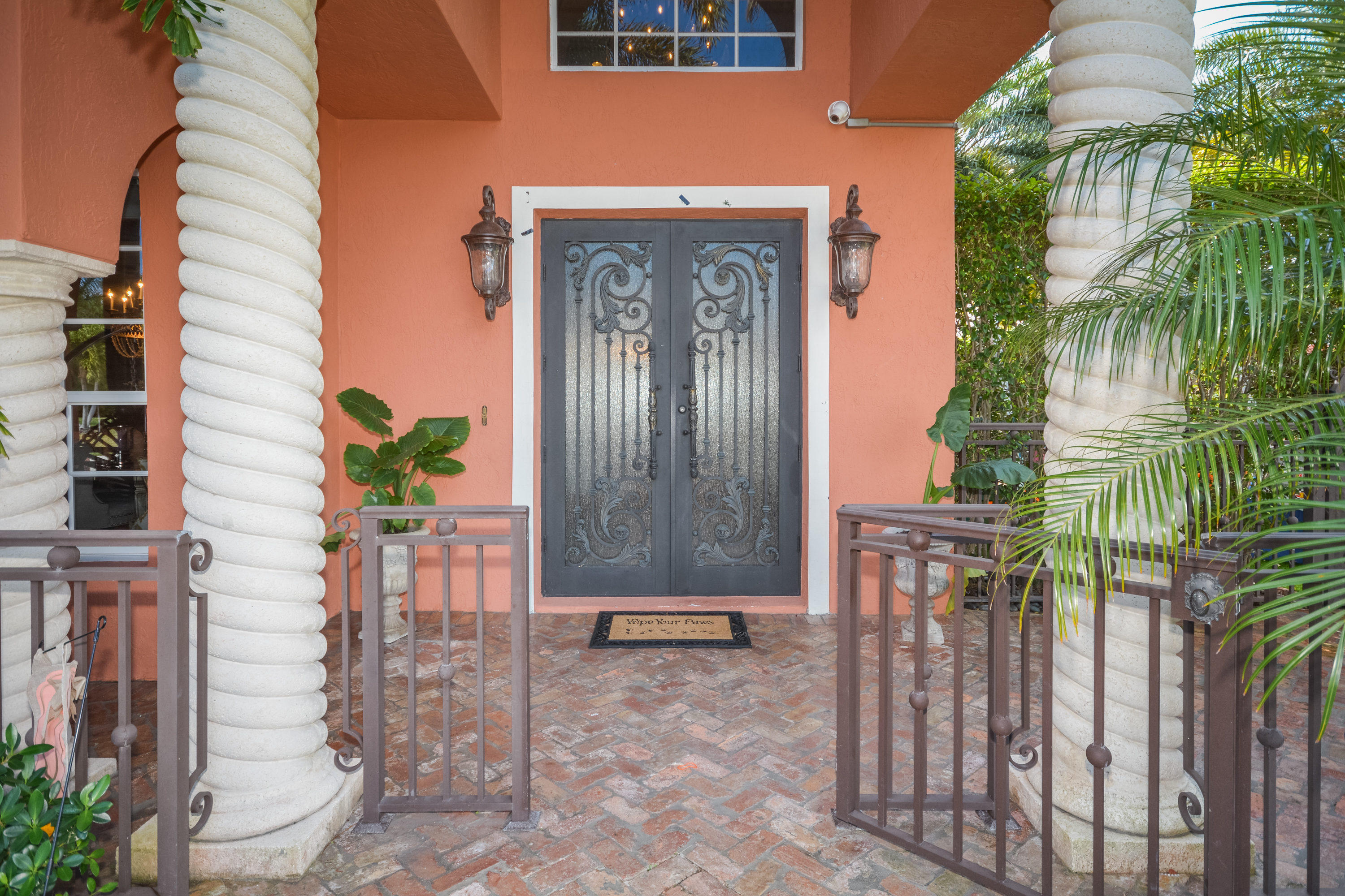 380 Southwest 17th Street Boca Raton, FL 33432 - Photo 2 of 48 380 SW 17th St Boca Raton FL-print-002-4