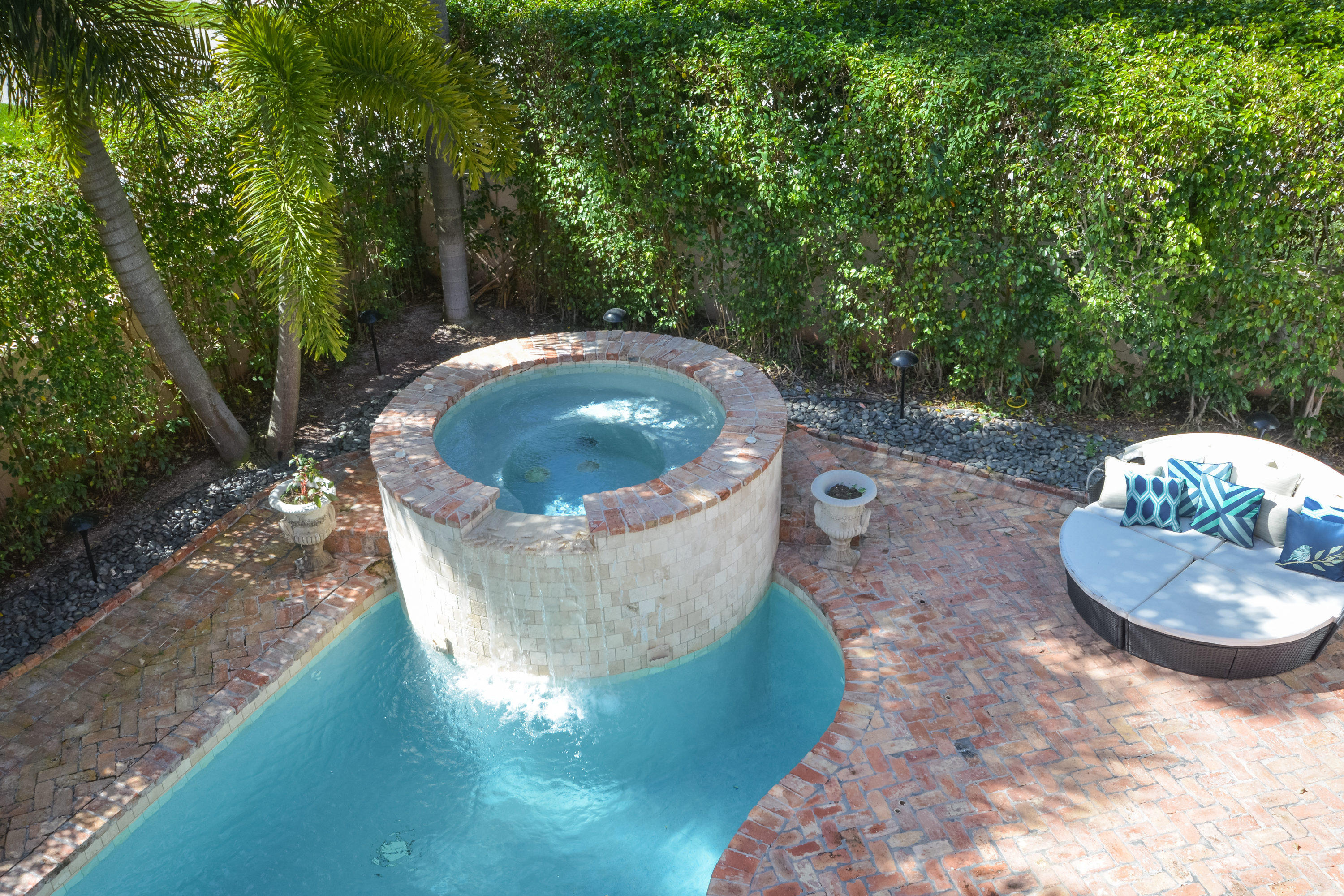 380 Southwest 17th Street Boca Raton, FL 33432 - Photo 37 of 48 380 SW 17th St Boca Raton FL-print-037-3