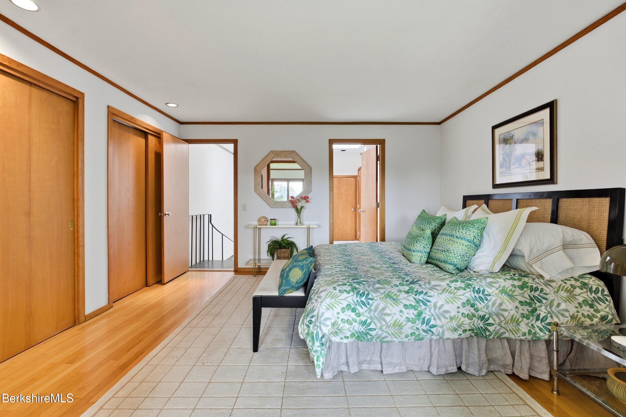 215 Old Stockbridge Road Lenox, MA 01240 - Photo 10 of 31 DSC00182