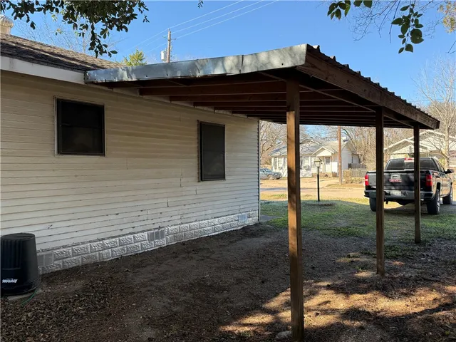$82,000 | 710 Chambers Street, Marlin, TX 76661