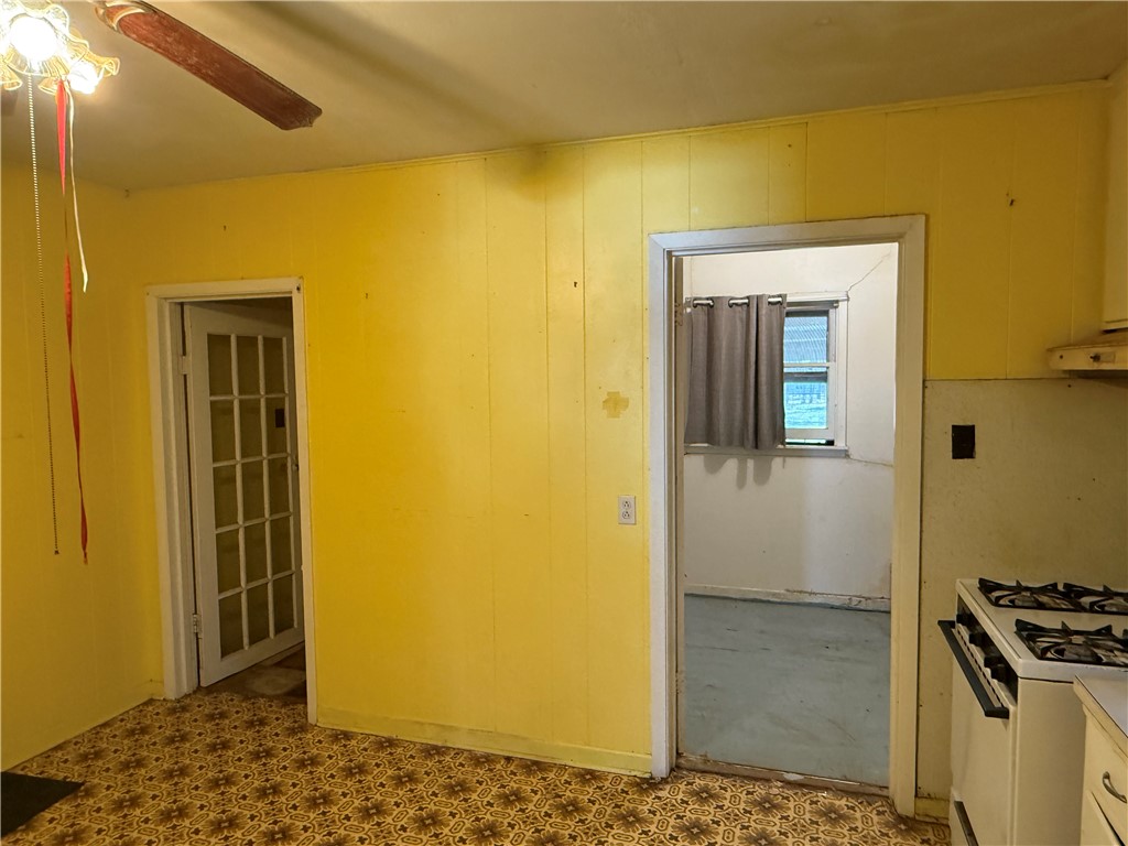 710 Chambers Street Marlin, TX 76661 - Photo 10 of 15