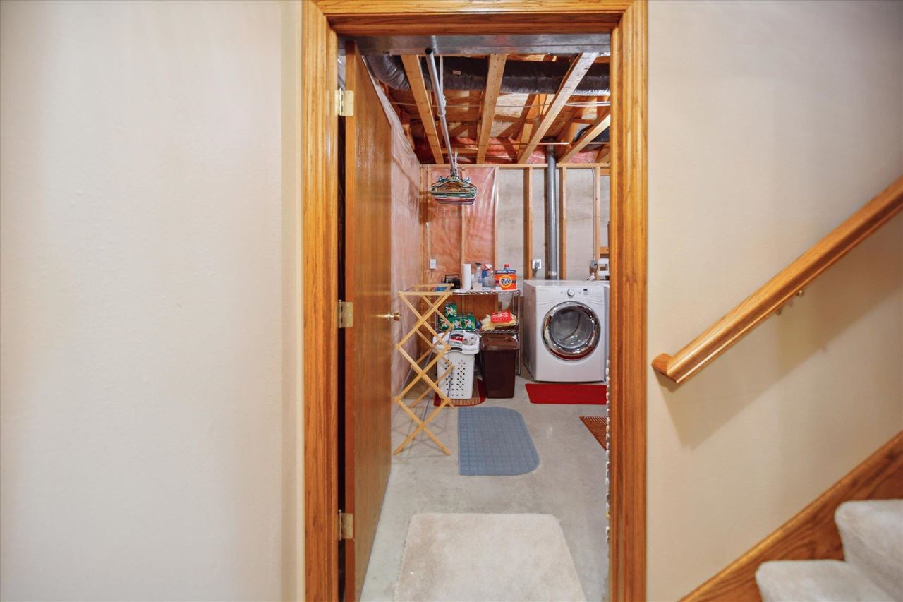 5050 Hunt Road Cedar Rapids, IA 52411 - Photo 44 of 54 Gallery Image 44