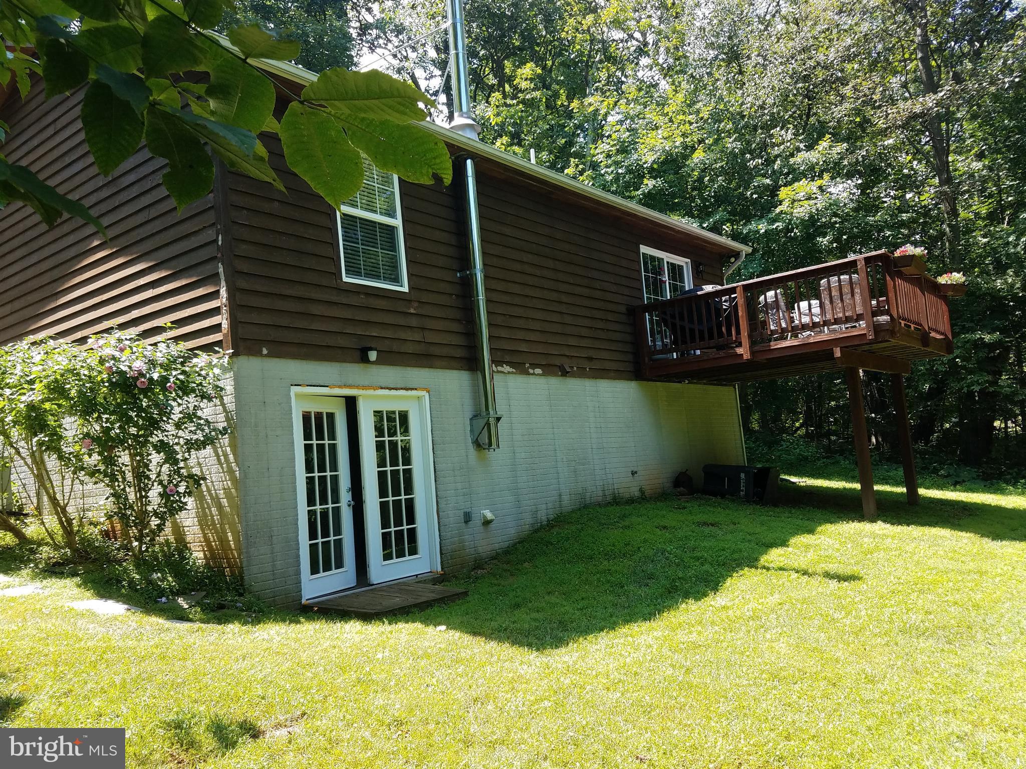 129 Allegheny Road Linden, VA 22642 - Photo 16 of 18 Exterior (Rear)