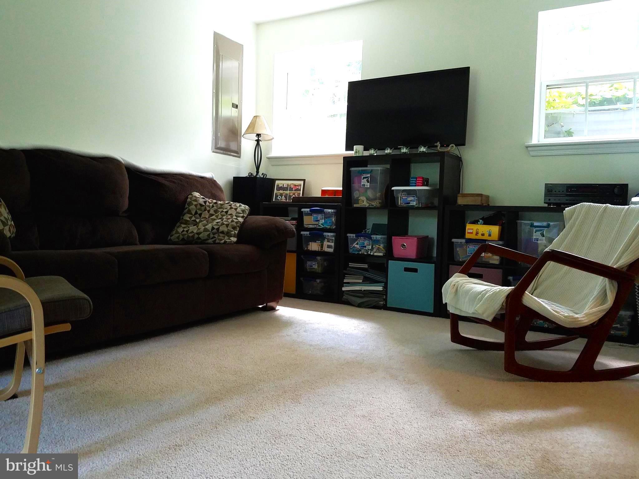 129 Allegheny Road Linden, VA 22642 - Photo 10 of 18 Family Room