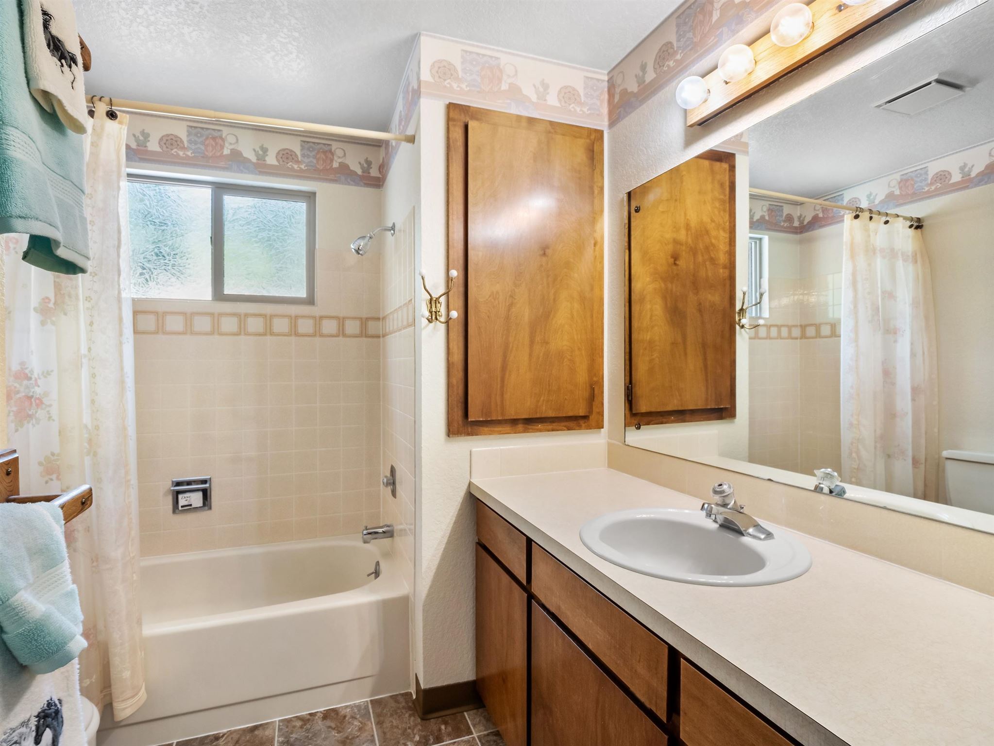 16621 East Judkins Road Spokane, WA 99217 - Photo 17 of 49 Gallery Image 17