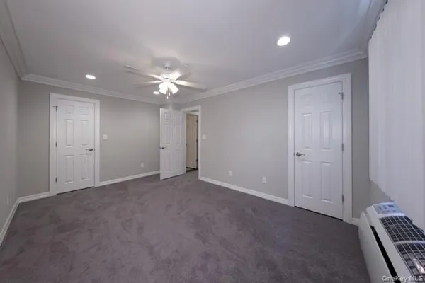 $2,350 | 20 Trafalgar Place, Unit 2005B, Coram, NY 11727