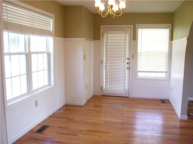 1075 Cliff White Road Columbia, TN 38401 - Photo 9 of 20 Looking into the dining room from the kitchen.