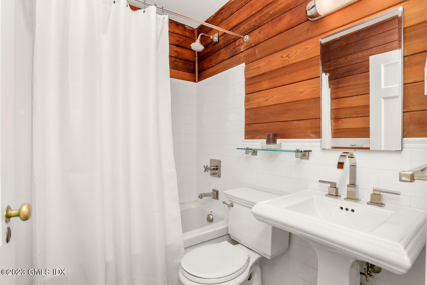 169 Mason Street, Unit 1D Greenwich, CT 06830 - Photo 12 of 17 169 Mason St Unit 1d Greenwich-large-011