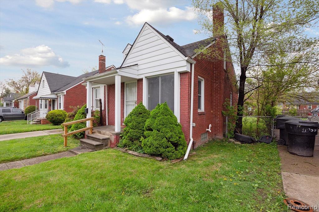11908 Roxbury Street Detroit, MI 48224 - Photo 3 of 38