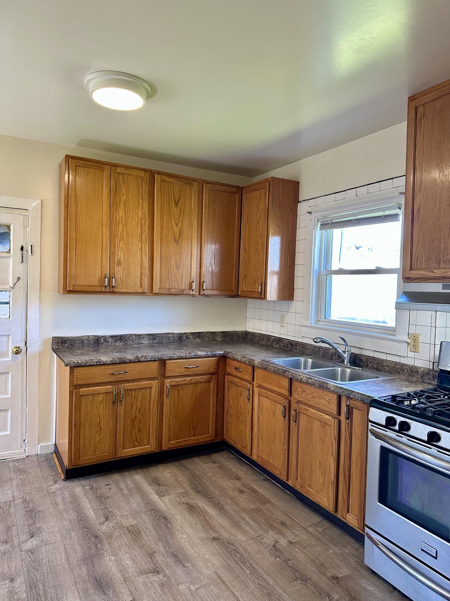 814 Summer Street Hammond, IN 46320 - Photo 12 of 31 1500x2000