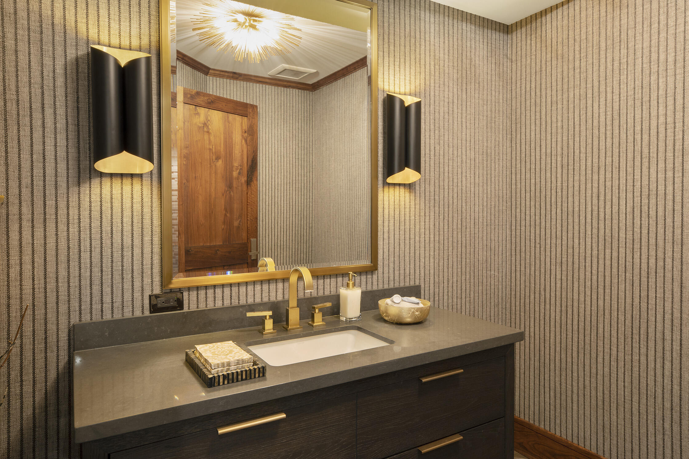 117 Sunny Ridge Place, Unit GL 101 Mountain Village, CO 81435 - Photo 18 of 40 Half Bath