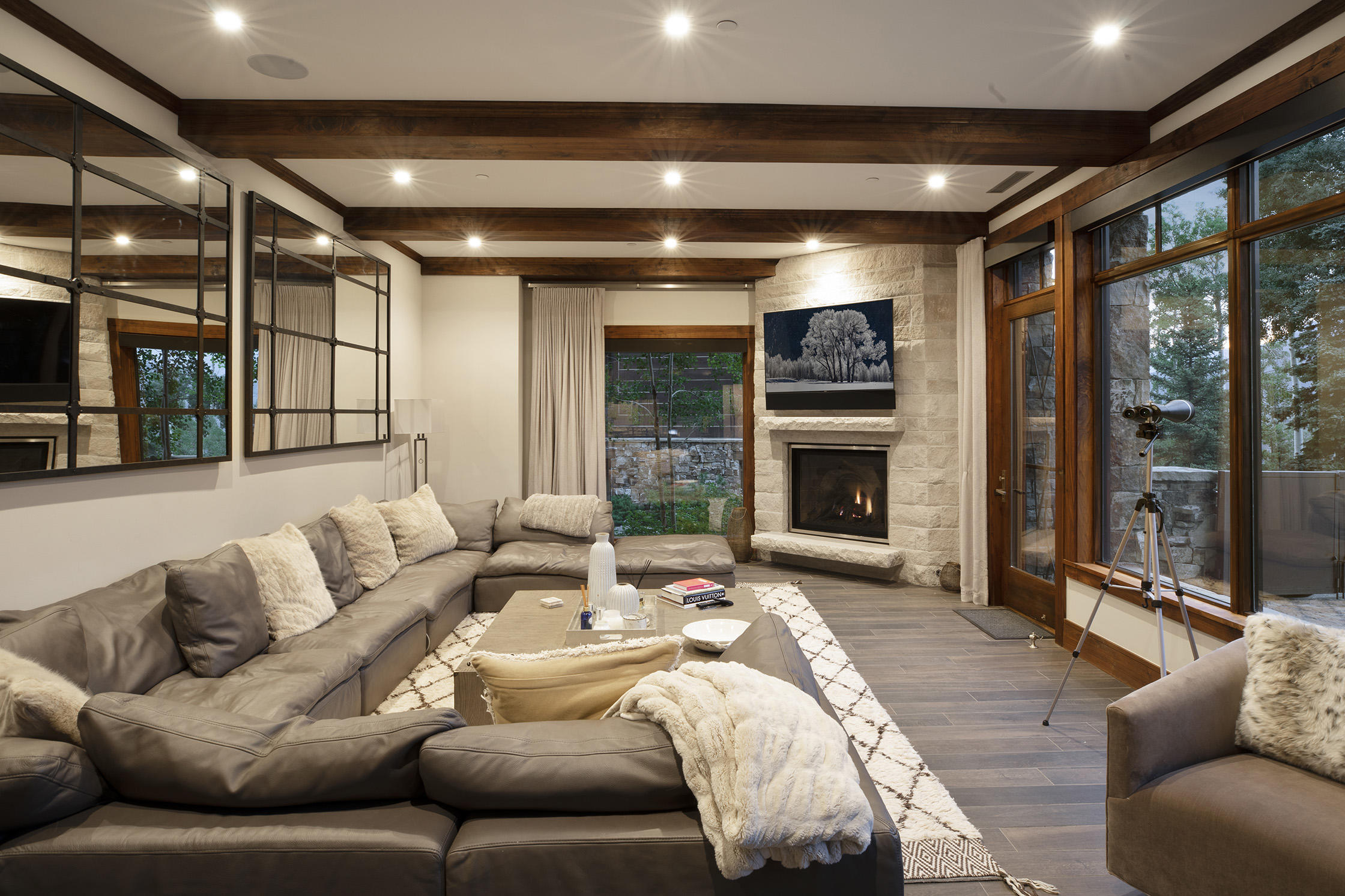 117 Sunny Ridge Place, Unit GL 101 Mountain Village, CO 81435 - Photo 30 of 40 Living room 1