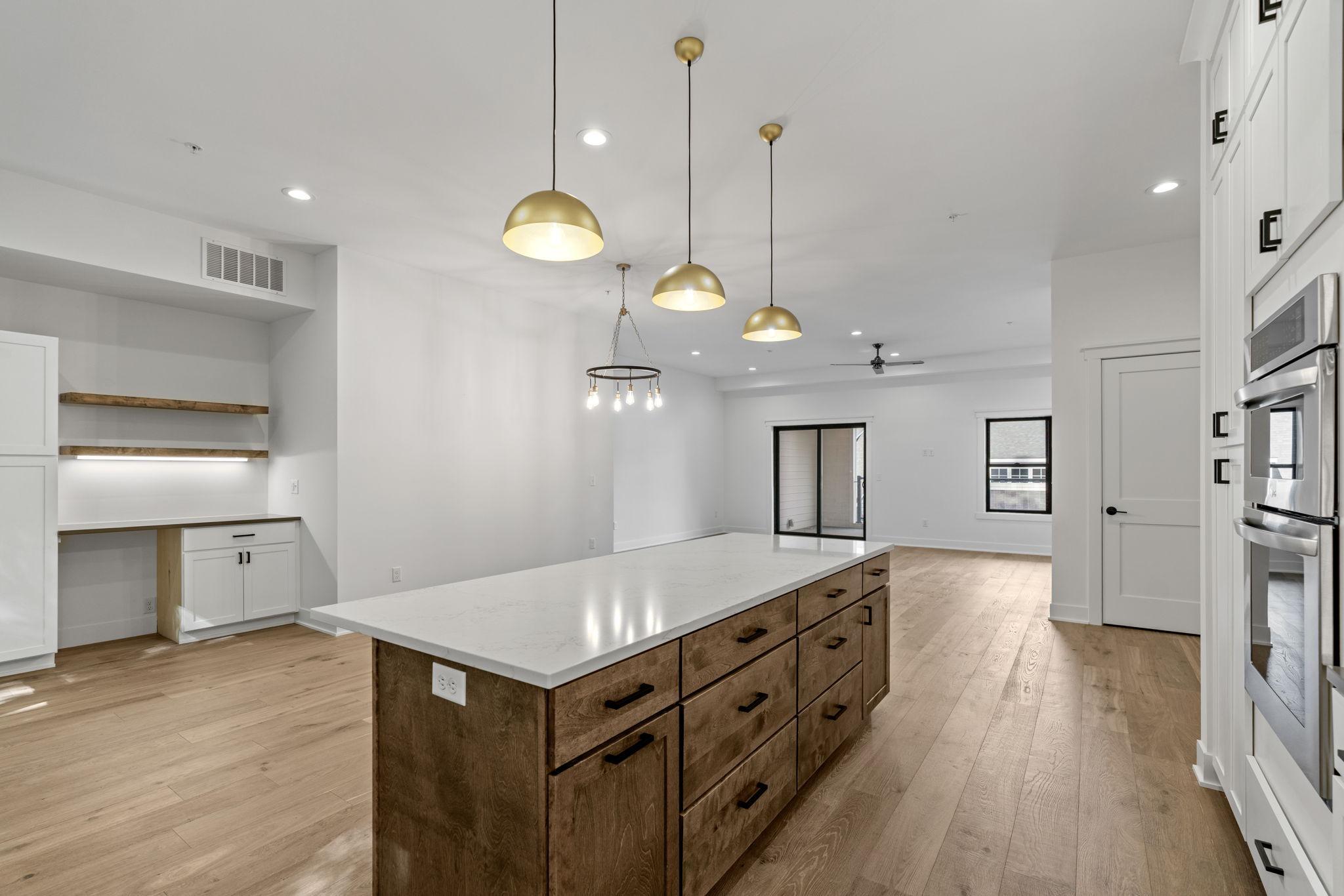 5754 Shady Oak Road, Unit 3 Minnetonka, MN 55343 - Photo 11 of 39 Gallery Image 11